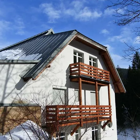 Apartman Labska Апартаменты *